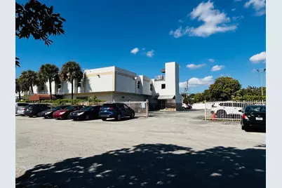4201 Palm Ave, Hialeah, FL 33012 - Photo 40