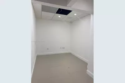 4201 Palm Ave, Hialeah, FL 33012 - Photo 20