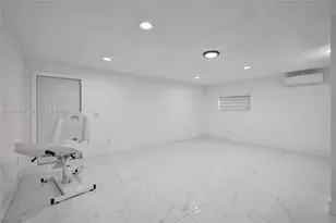 13550 NW 5th Ave, North Miami, FL 33168 - Photo 24