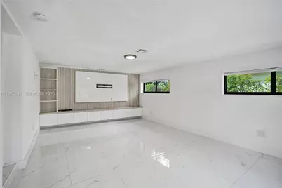 13550 NW 5th Ave, North Miami, FL 33168 - Photo 14
