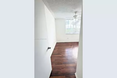 1715 Village Blvd #102, West Palm Beach, FL 33409 - Photo 8