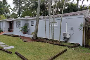 1050 NE 82nd St, Miami, FL 33138 - Photo 6