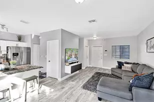 8518 SW 214th Ln, Cutler Bay, FL 33189 - Photo 6