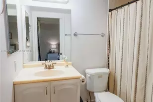 8045 SW 107th Ave, Miami, FL 33173 - Photo 14