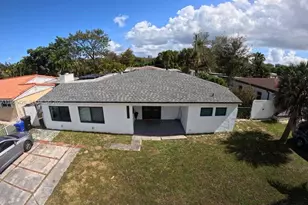 18441 NE 21st Ave, North Miami Beach, FL 33179 - Photo 20