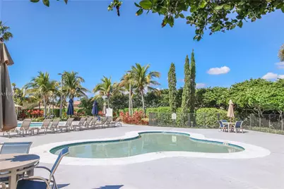 19301 Seneca Ave, Weston, FL 33332 - Photo 44