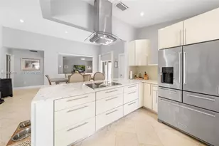 15642 SW 59th St, Miami, FL 33193 - Photo 8