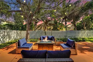 1553 SW 191st Ave, Pembroke Pines, FL 33029 - Photo 4