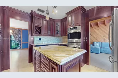 9620 E Calusa Club Dr, Miami, FL 33186 - Photo 8