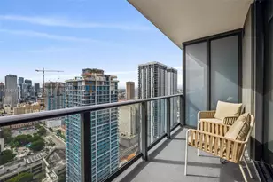 159 NE 6th St, Miami, FL 33132 - Photo 14