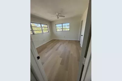 300 NE 191st St #212, Miami, FL 33179 - Photo 10