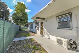 1710 NW 9th St, Fort Lauderdale, FL 33311 - Photo 2