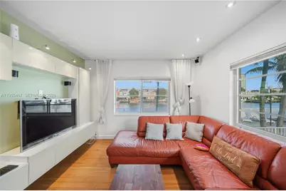7207 Bay Dr #21, Miami Beach, FL 33141 - Photo 8