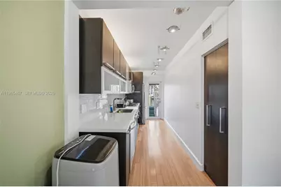 7207 Bay Dr #21, Miami Beach, FL 33141 - Photo 4