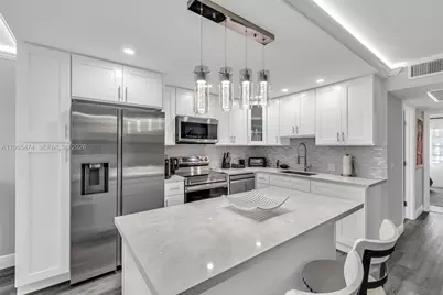 152 Dorset D #152, Boca Raton, FL 33434 - Photo 6