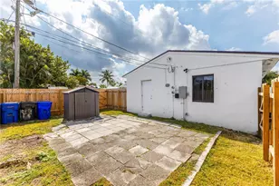 1918 Taft St, Hollywood, FL 33020 - Photo 22