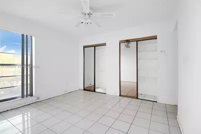 4805 NW 7th St #302-15, Miami, FL 33126 - Photo 4