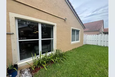 13244 NW 12th St, Pembroke Pines, FL 33028 - Photo 12