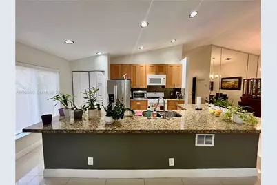 13244 NW 12th St, Pembroke Pines, FL 33028 - Photo 2