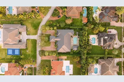 8050 SW 175th St, Palmetto Bay, FL 33157 - Photo 10