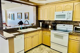 2555 Collins Ave, Miami Beach, FL 33140 - Photo 6