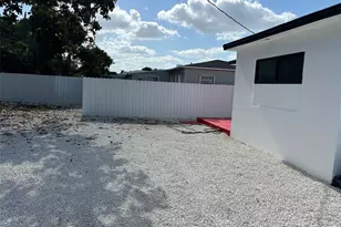 1100 NW 75th St, Miami, FL 33150 - Photo 4