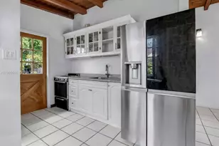 6561 SW 34th St, Miami, FL 33155 - Photo 8