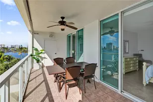 18100 N Bay Rd, Sunny Isles Beach, FL 33160 - Photo 42