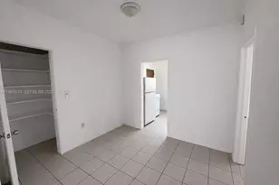 945 Bay Dr, Miami Beach, FL 33141 - Photo 4