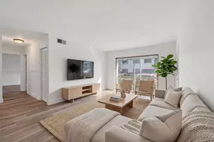 170 Cypress Club Dr, Pompano Beach, FL 33060 - Photo 6