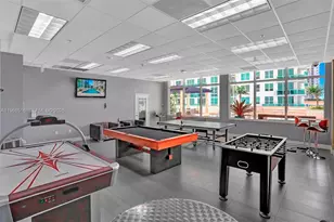 1200 N Brickell Bay Dr, Miami, FL 33131 - Photo 30