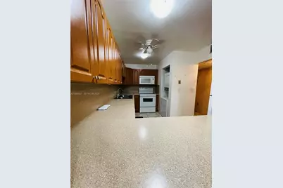 10000 NW 80th Ct #2331, Hialeah Gardens, FL 33016 - Photo 6