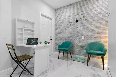 2376 NW 2nd St, Miami, FL 33125 - Photo 28