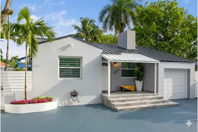 2376 NW 2nd St, Miami, FL 33125 - Photo 4