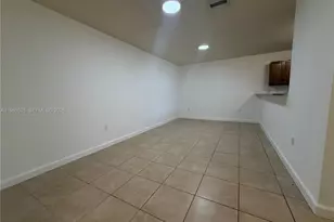 22411 SW 88th Pl, Cutler Bay, FL 33190 - Photo 16