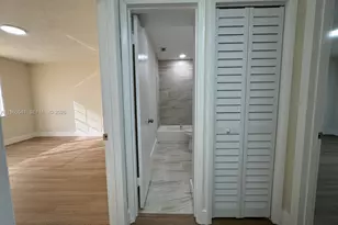 7520 W 15th Ct, Hialeah, FL 33014 - Photo 12