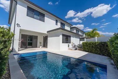 8096 NW 48th Ter, Doral, FL 33166 - Photo 2