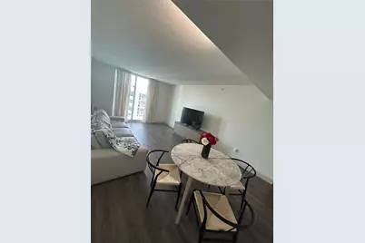 60 NW 37th Ave #1205, Miami, FL 33125 - Photo 6