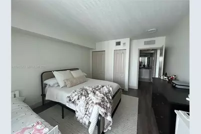 60 NW 37th Ave #1205, Miami, FL 33125 - Photo 10