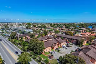 6410 W 27th Ln, Hialeah, FL 33016 - Photo 34