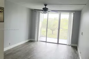 9470 Poinciana Pl, Davie, FL 33324 - Photo 8