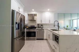 3140 S Ocean Dr, Hallandale Beach, FL 33009 - Photo 10