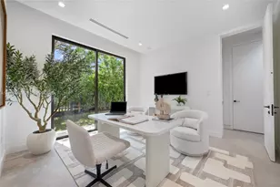 215 S Shore Dr, Miami, FL 33133 - Photo 14