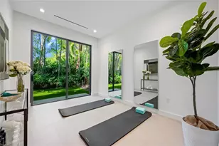 215 S Shore Dr, Miami, FL 33133 - Photo 16