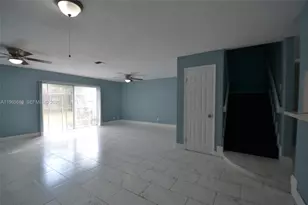 5040 SW 13th St, North Lauderdale, FL 33068 - Photo 4