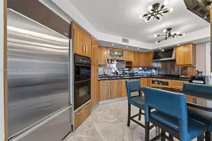 16711 Collins Ave, Sunny Isles Beach, FL 33160 - Photo 12