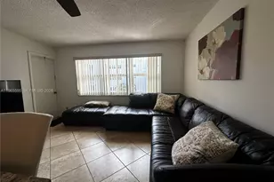 410 SE 2nd St, Hallandale Beach, FL 33009 - Photo 6