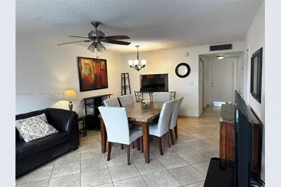 410 SE 2nd St #308, Hallandale Beach, FL 33009 - Photo 4