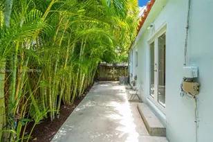 2 Farrey Ln, Miami Beach, FL 33139 - Photo 24