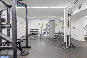 481 Ives Dairy Rd, Miami, FL 33179 - Photo 30